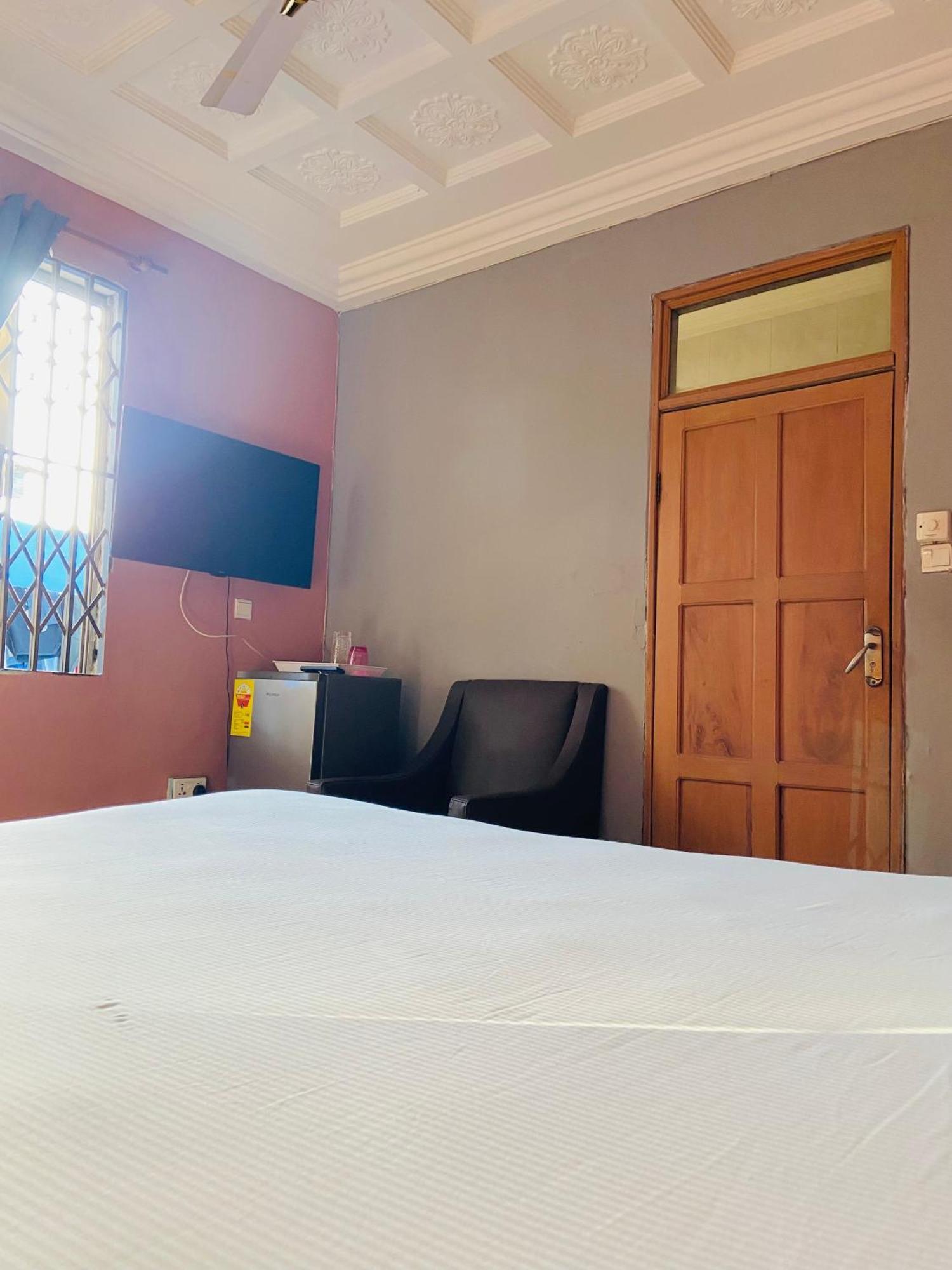 Heavens Gate Hotel Accra Exterior photo