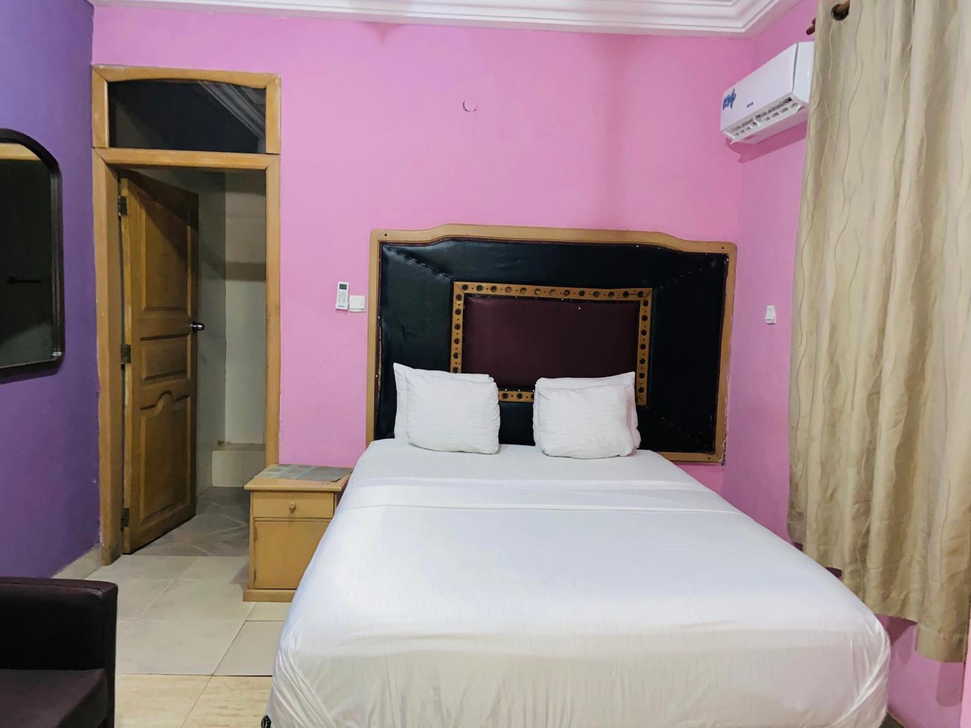 Heavens Gate Hotel Accra Exterior photo