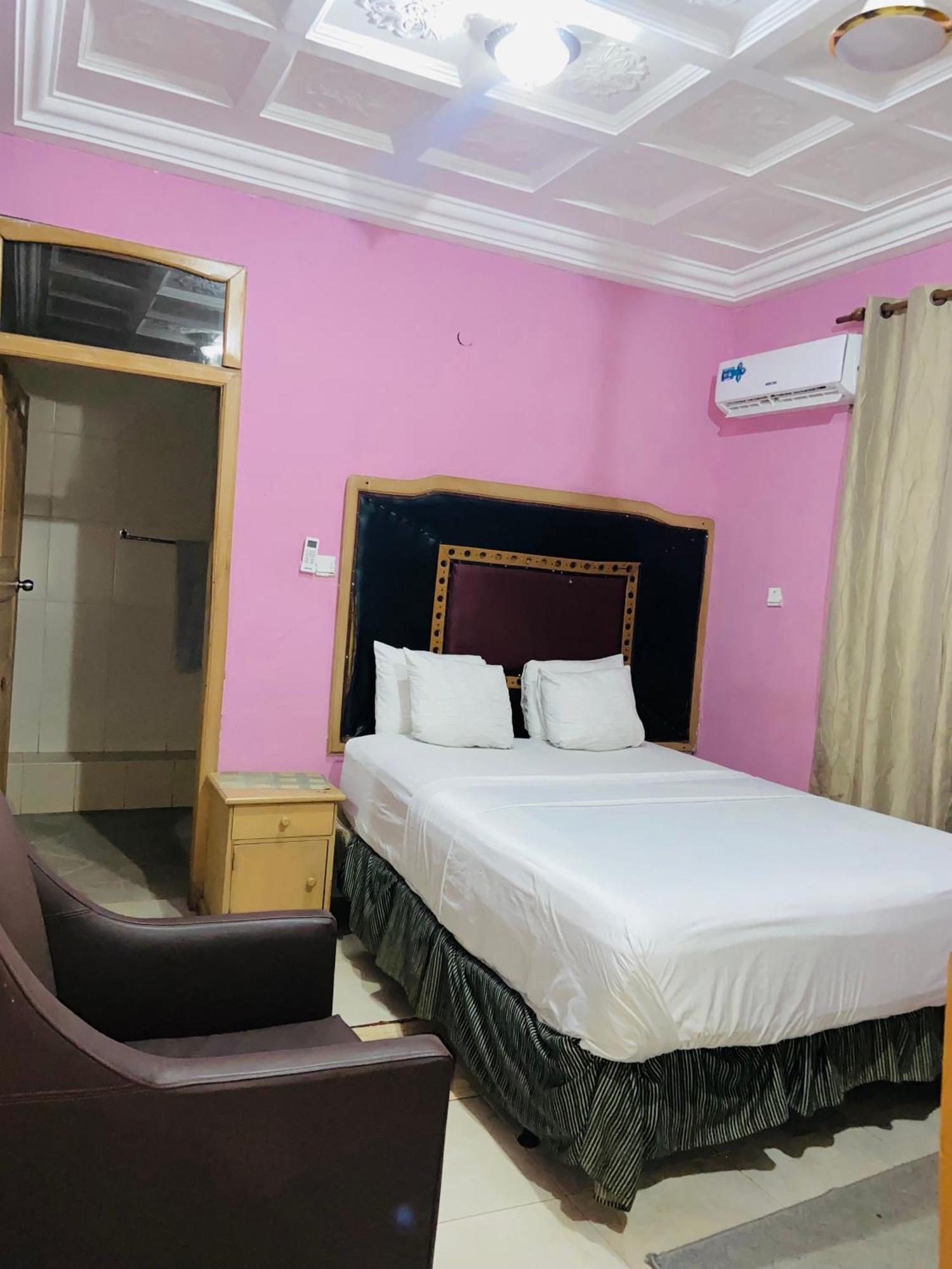 Heavens Gate Hotel Accra Exterior photo