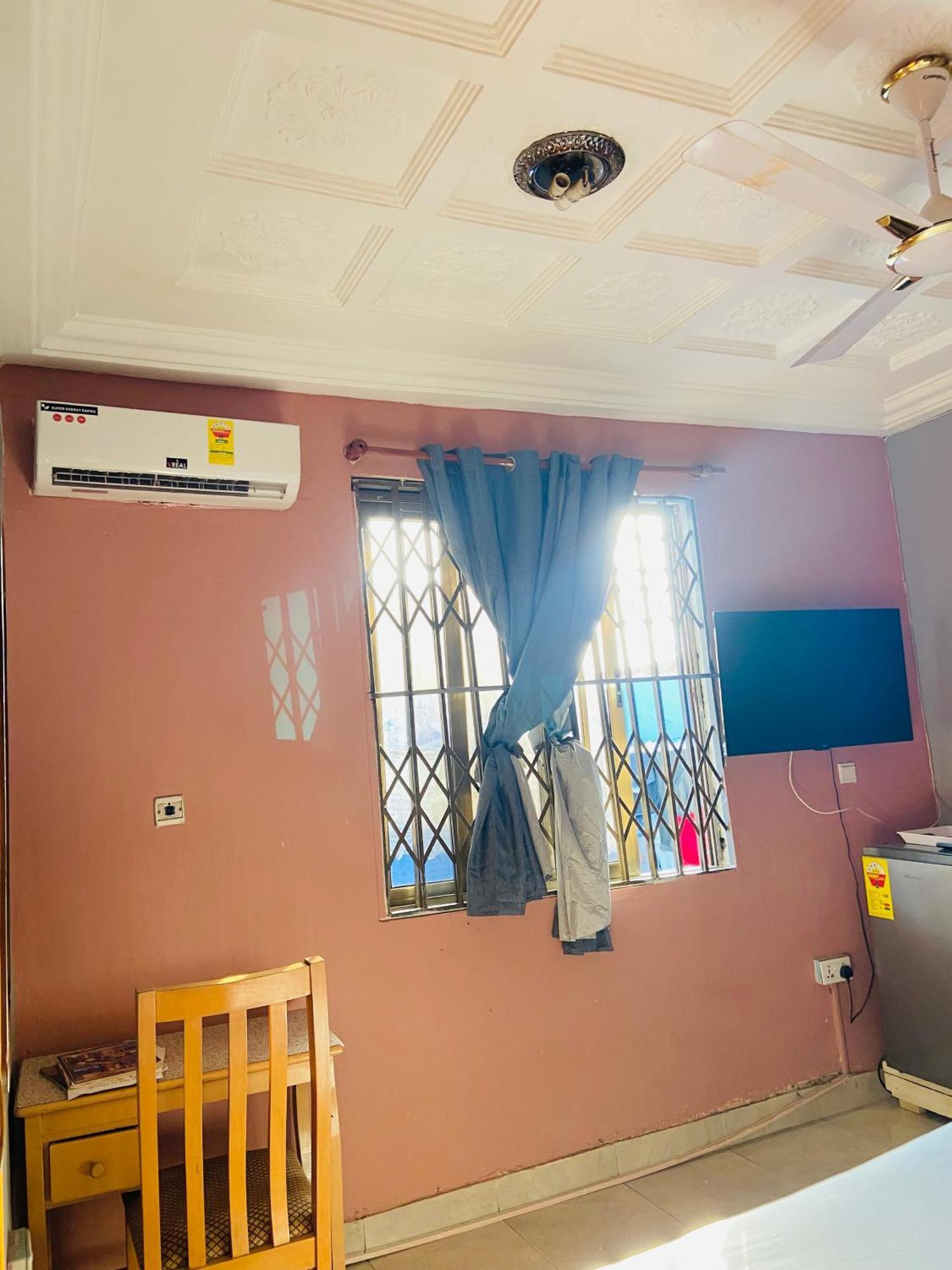 Heavens Gate Hotel Accra Exterior photo